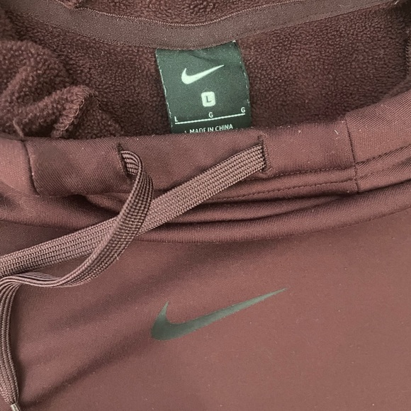 Nike Fleece Hoodies - Maroon & White - Size Medium & Large - Picture 5 of 7
